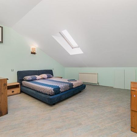 Classical Deribasivska 3-Bedrooms Apartment 敖德萨 外观 照片